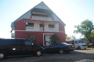 Гостевой дом семейный отель Батуми-2