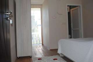 Гостевой дом семейный отель Батуми-7