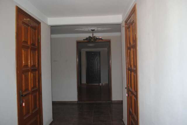 Гостевой дом семейный отель Батуми-13