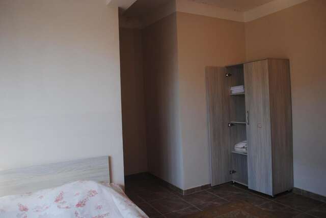 Гостевой дом семейный отель Батуми-16