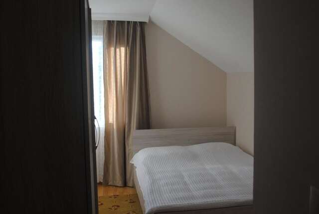 Гостевой дом семейный отель Батуми-38